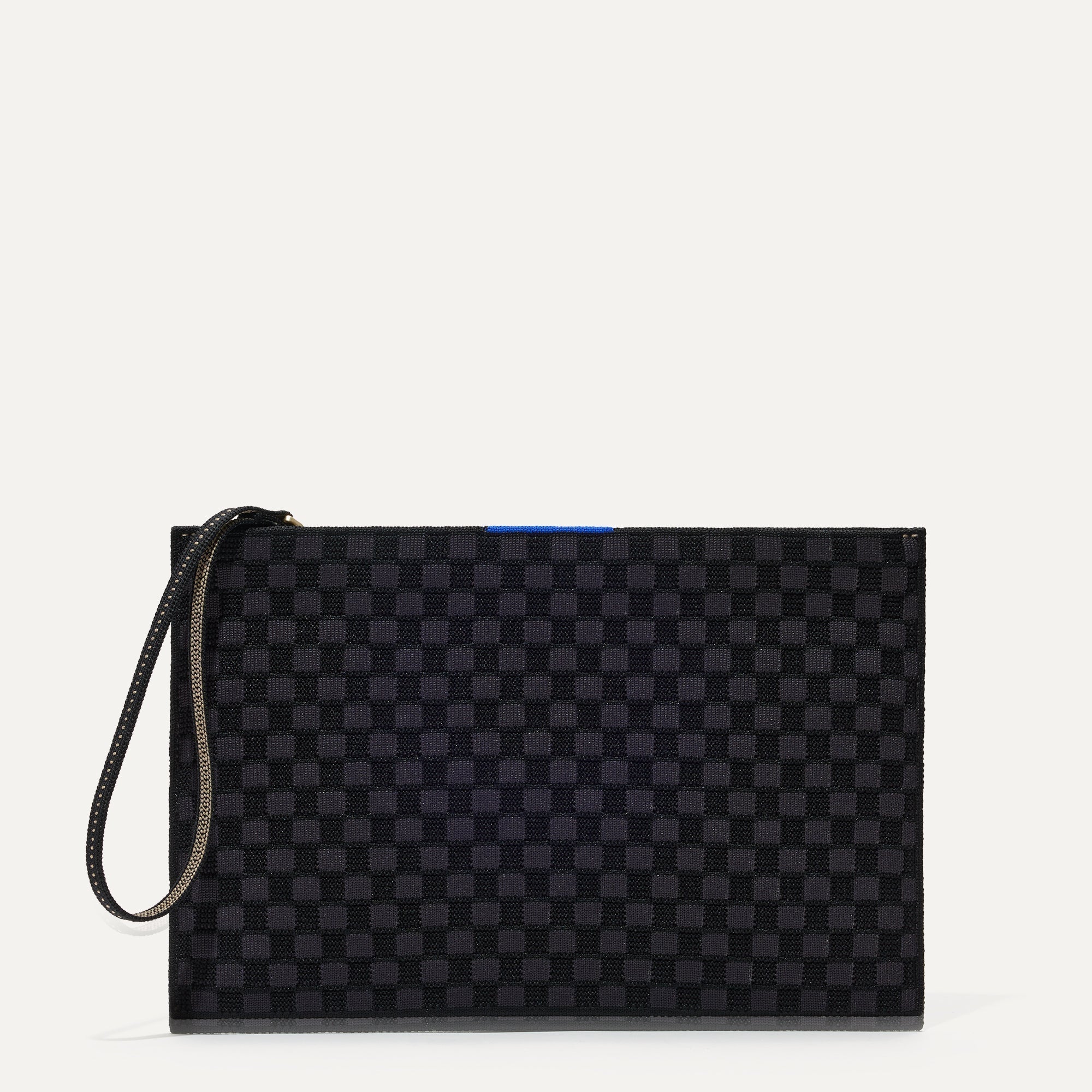 The Wristlet - Black Sand