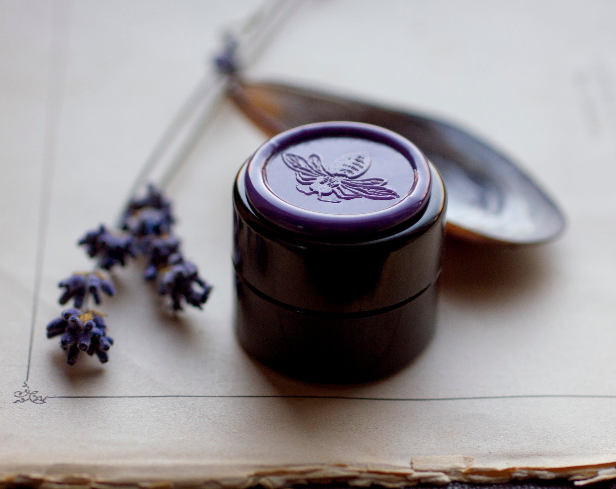 Vera Solid Natural Perfume in Round Violet Jar